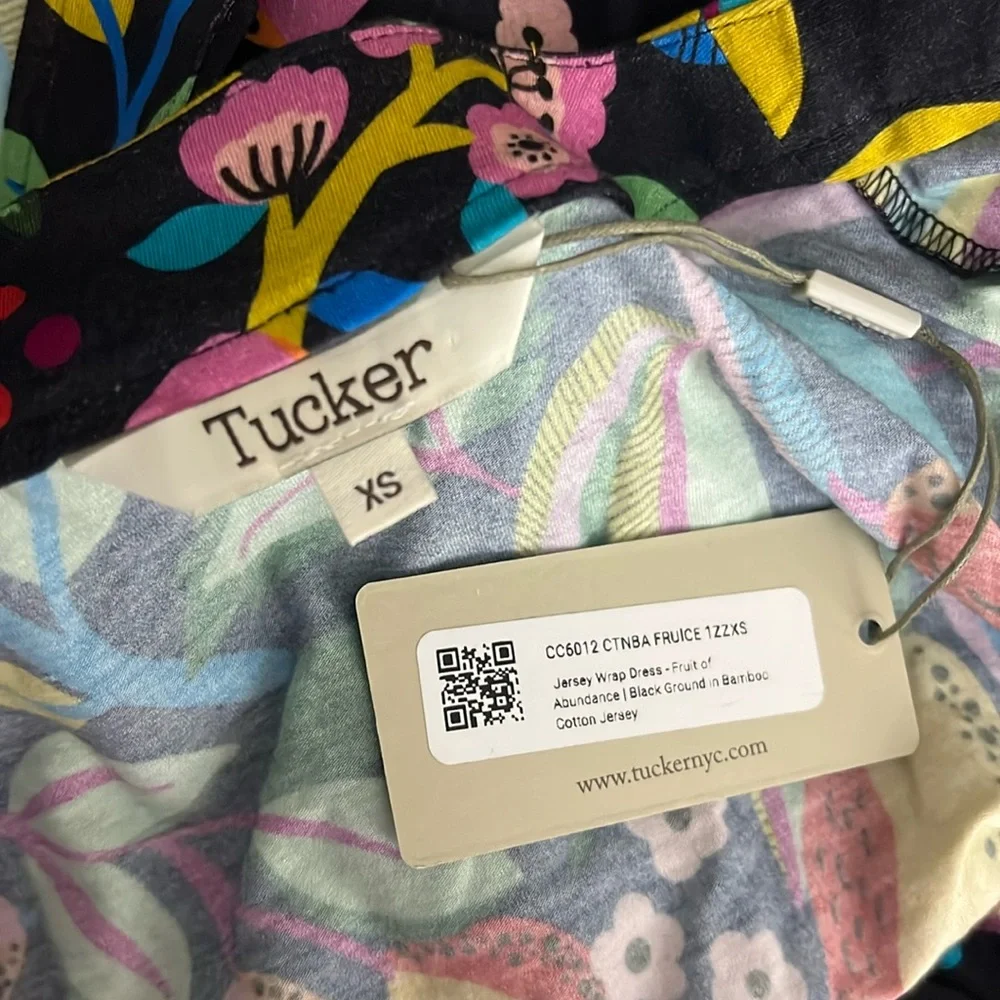 TUCKER NYC Jersey Wrap Dress in Fruit of Abundance XS - Picture 7 of 8